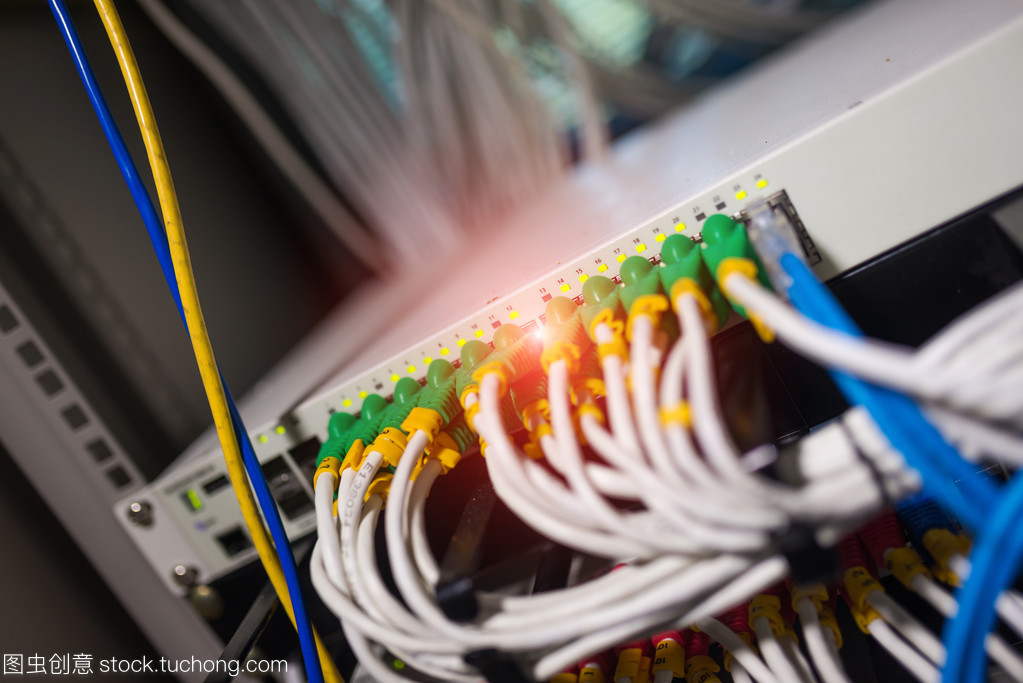 核心交換機技術(shù)在現(xiàn)代網(wǎng)絡(luò)空間中的關(guān)鍵作用